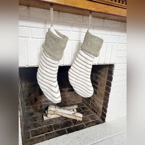 (2) WONDERLAND - Sparkled Striped Knit Stockings (White & Gold)